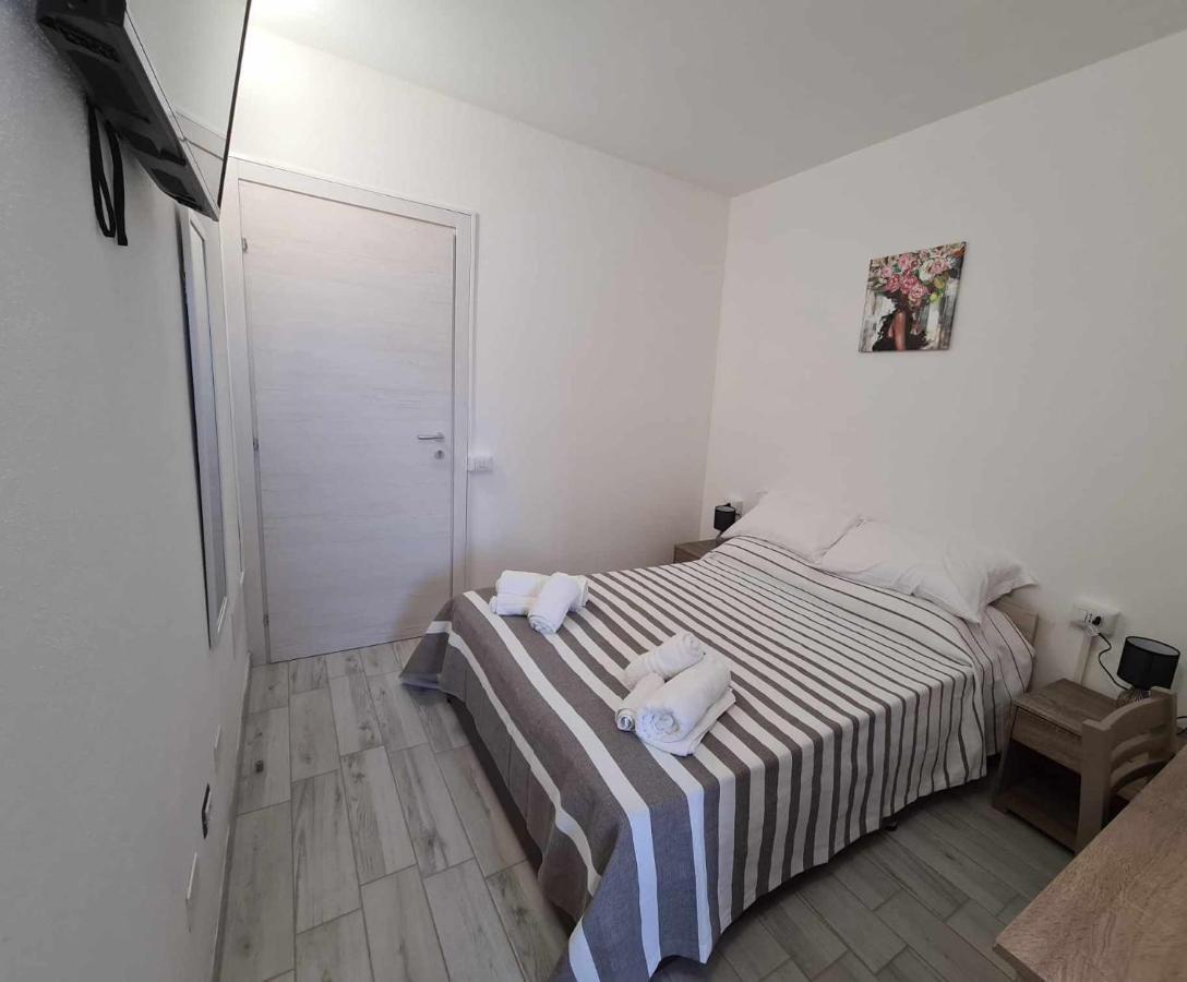 Civico 14 Apartment 4B Monserrato Eksteriør bilde